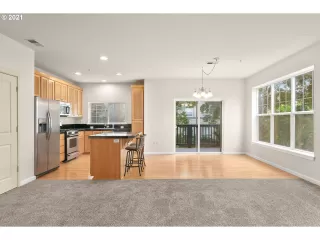 Photo #6: 21521271 Listing
