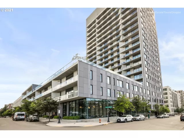 MLS: 21521521 Condo For Sale