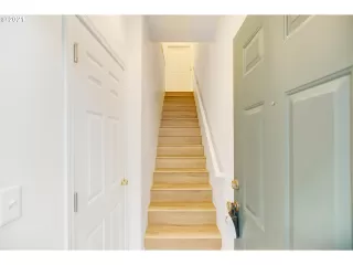 Photo #3: 21521696 Listing