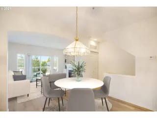 Photo #4: 21521696 Listing