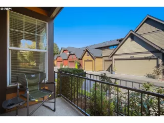 Photo #6: 21522411 Listing