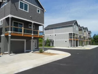 Photo #2: 21523705 Listing 