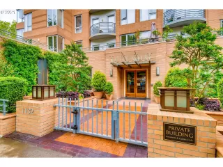 Photo #1: 21524227 Listing