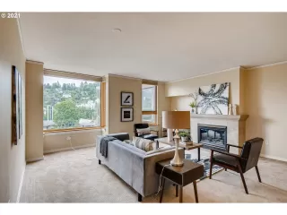 Photo #5: 21524227 Listing