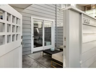 Photo #2: 21524406 Listing