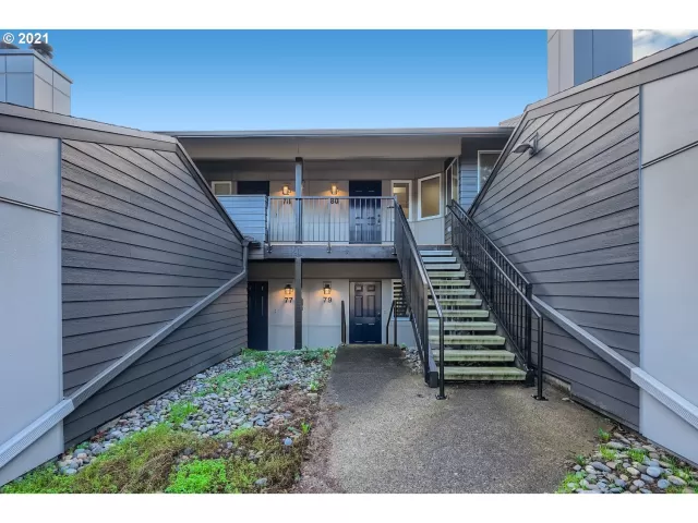 MLS: 21524693 Condo For Sale