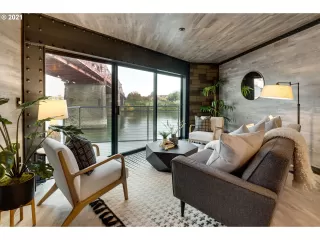 Photo #4: 21524714 Listing 