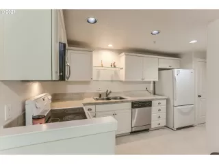 Photo #3: 21526199 Listing 