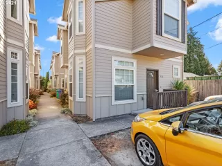 More Details about MLS # 21527827 : 416 NE 117TH AVE