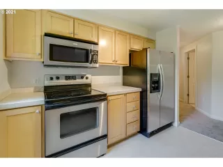 Photo #6: 21528042 Listing