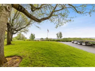 Photo #3: 21528251 Listing