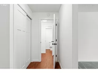 Photo #6: 21528251 Listing