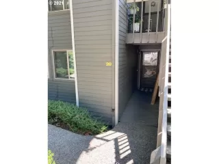 Photo #2: 21528283 Listing