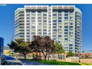 Photo #1: 21528796 Listing