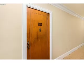 Photo #1: 21528969 Listing