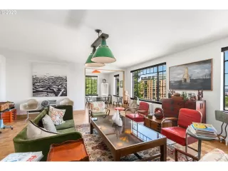 Photo #2: 21528969 Listing