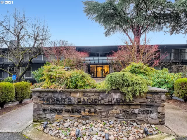 MLS: 21529001 Condo For Sale