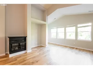 Photo #2: 21529931 Listing