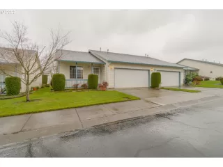 Photo #1: 21530316 Listing