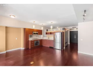 Photo #2: 21530440 Listing 