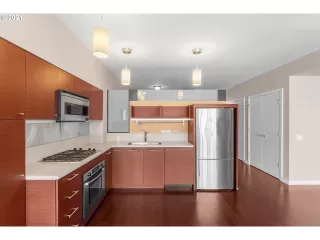 Photo #3: 21530440 Listing 