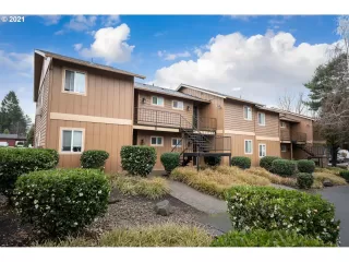 Photo #2: 21530551 Listing