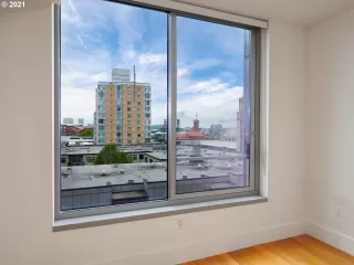 Photo #5: 21530847 Listing 