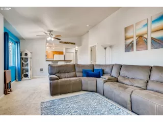 Photo #4: 21532202 Listing