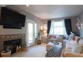 Photo #3: 21532421 Listing