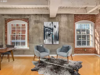 Photo #6: 21532517 Listing