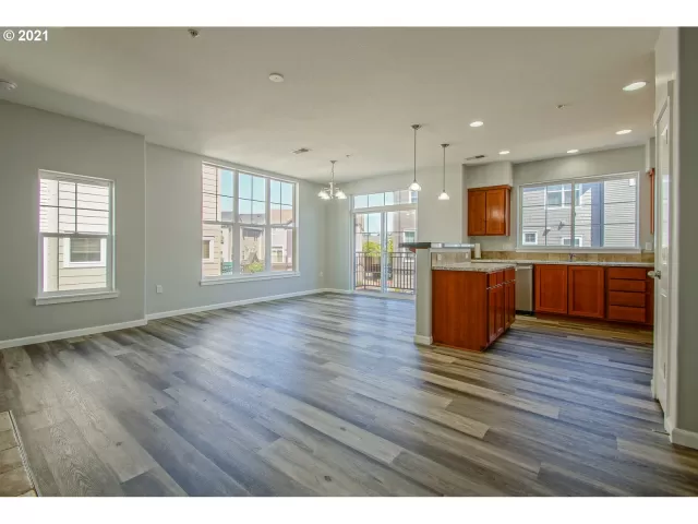 MLS: 21533031 Condo For Sale