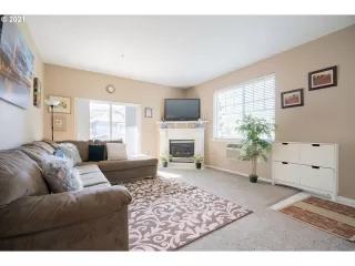 Photo #4: 21533414 Listing