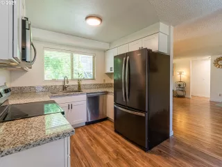 Photo #3: 21533949 Listing 