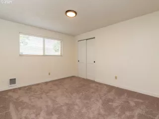 Photo #5: 21533949 Listing 