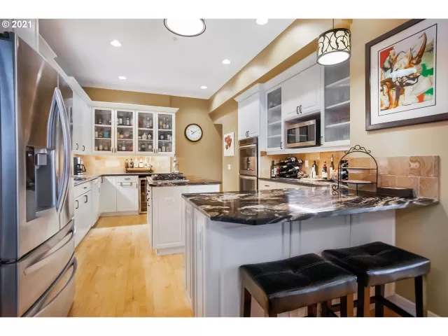 MLS: 21534166 Condo For Sale