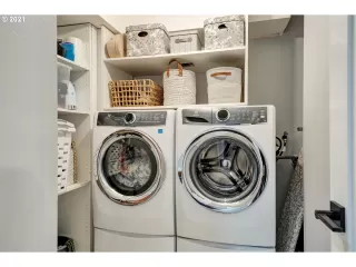 Photo #4: 21534258 Listing