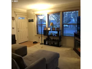 Photo #4: 21534646 Listing