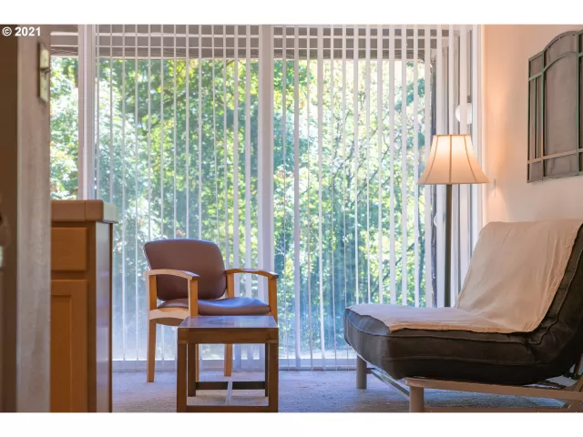 MLS: 21535006 Condo For Sale