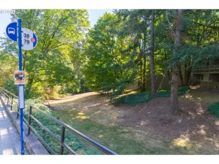 Photo #5: 21535006 Listing