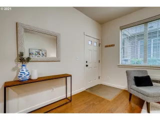 Photo #2: 21535782 Listing