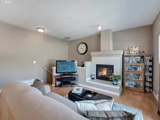 Photo #6: 21536352 Listing 