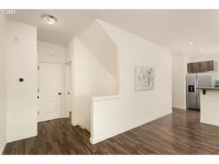 Photo #1: 21536474 Listing