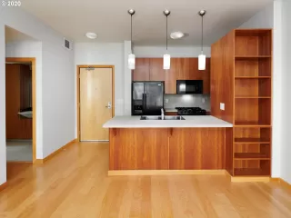 Photo #6: 21536744 Listing