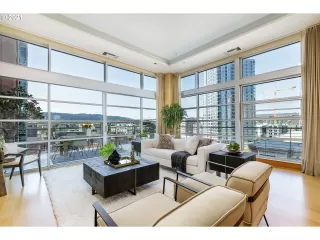 Photo #4: 21536972 Listing