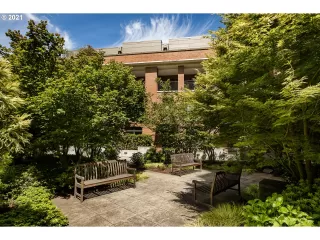 Photo #4: 21537257 Listing 