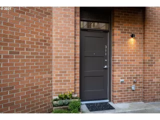 Photo #5: 21537257 Listing 