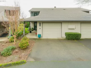 Photo #2: 21537542 Listing