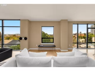 Photo #3: 21537738 Listing 