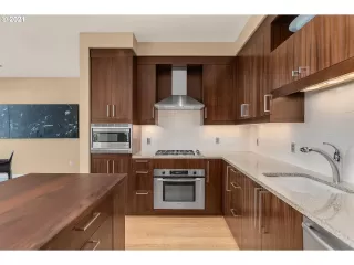 Photo #5: 21537738 Listing 