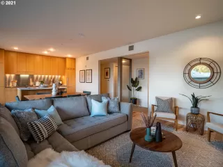 Photo #4: 21537945 Listing 